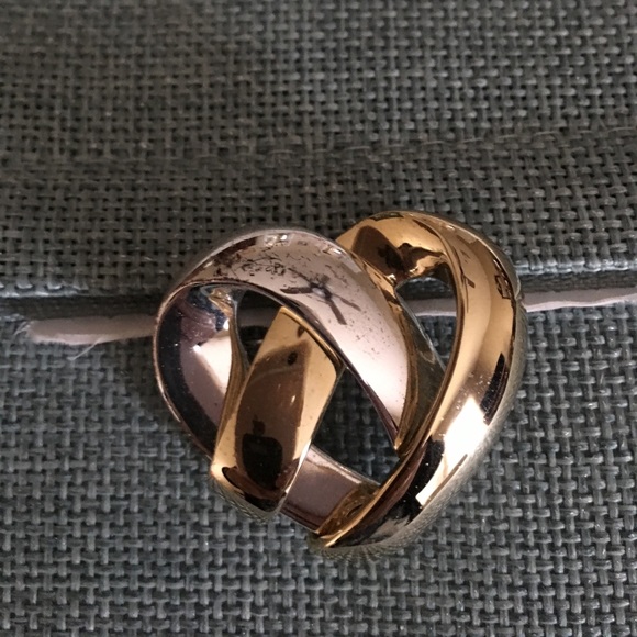 Jewelry - HEART PIN ❤️❤️❤️❤️
